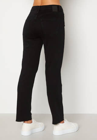 Delly Straight HW Jeans