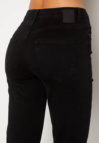 Delly Straight HW Jeans