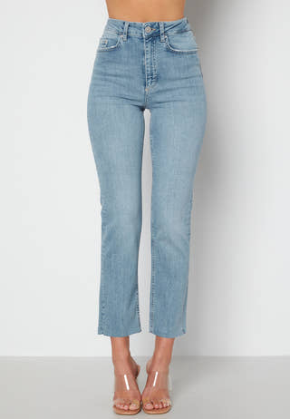 Delly Straight HW Jeans