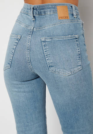 Delly Straight HW Jeans
