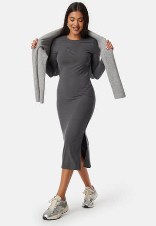 Kylie O-Neck Midi Dress