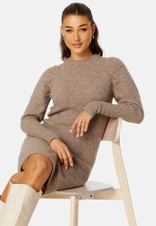 Nitta O-neck Knit Dress