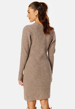 Nitta O-neck Knit Dress
