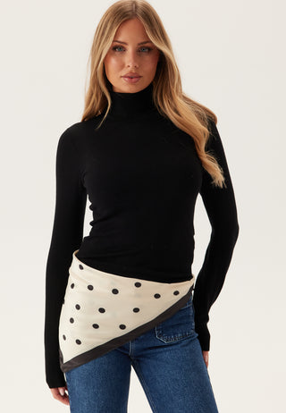 pieces-pcdonnie-square-scarf_1