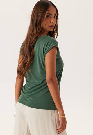 Pckamala Tee