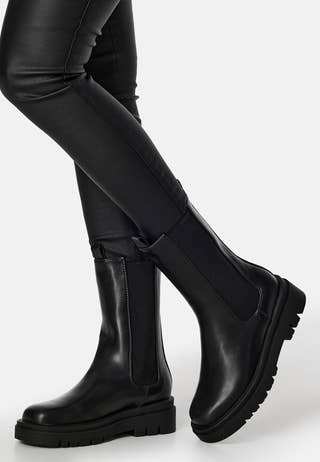 Tia Chelsea Boot