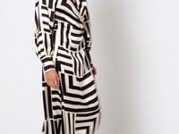 preview_images/1596180038-b0ac80207a6ebff9168524cf0ffe163c4fd0c396d964e2a1684f4148686e9a1e-d_200x150_cf63b7eb-8c12-4595-9f8f-a35cb1d71a0e