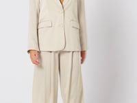 preview_images/1973623075-afa41c2f9475296194827363ac77e266e79ba5fe39f952d15a6daaea6136a009-d_200x150_c793d5d4-180d-4ff3-8cb8-49353998beea