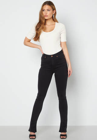 Anna SS U-Neck Tee