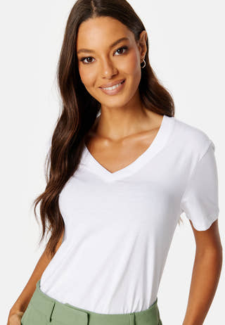 Essential SS V-Neck Tee