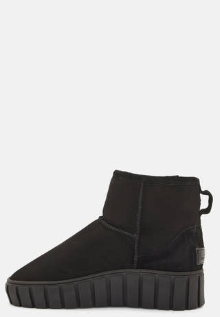 Alexa Boots