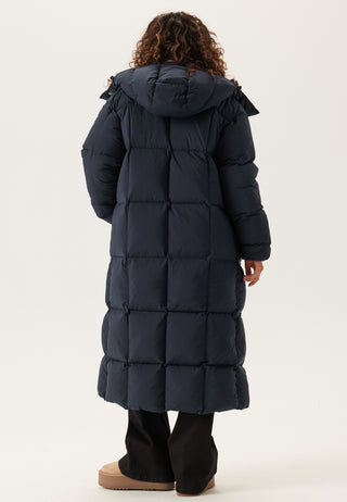 Tjw Alaska Grid Dwn Mxi Coat