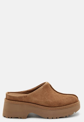 Spring Cottage Clog
