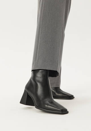 Hedda Leather Boots