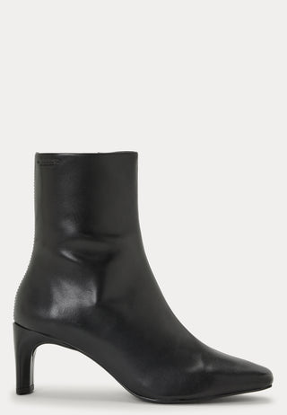 Vendela Classic Leather Boots