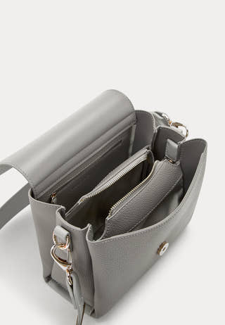 Alexia Satchel