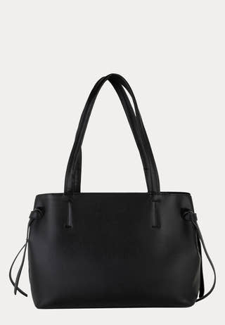 valentino-win-re-shopping_1