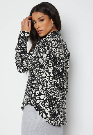Caia LS Shirt
