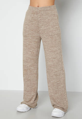 Chill Wide Leg Pants