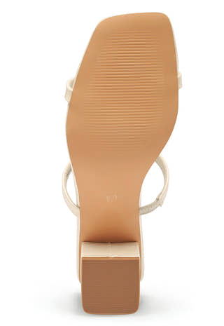 Eddie Sandal