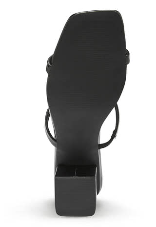 Eddie Sandal