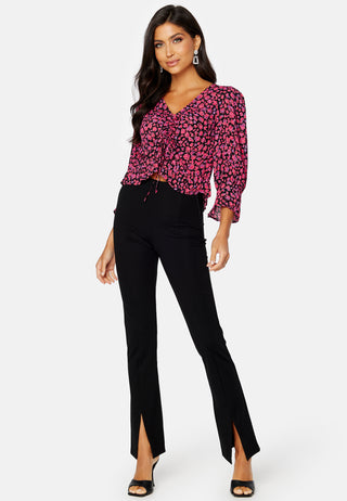 Lyla 3/4 V-Neck Rouching Top