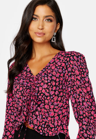 Lyla 3/4 V-Neck Rouching Top