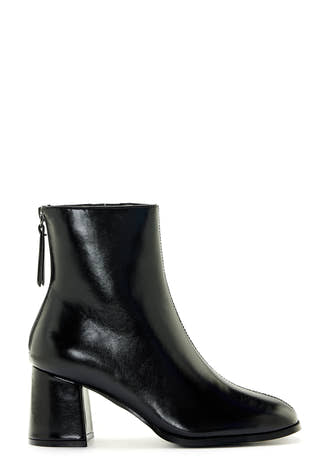 Nesya Boot