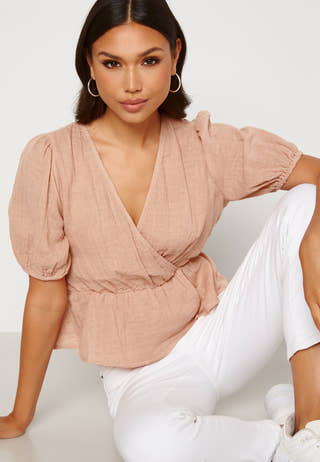 Petrine S/S Wrap Top