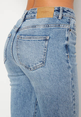 Selma HR Flare Slit Jeans