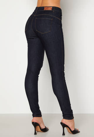 Seven NW Shape Up Jeans