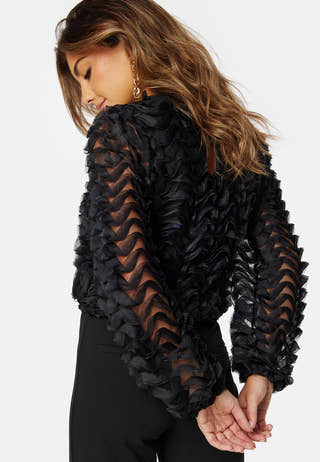 Svala LS Crop Top
