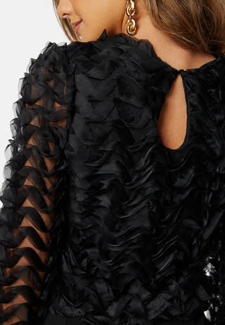 Svala LS Crop Top