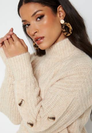 Tonia LS HighneckBlouse