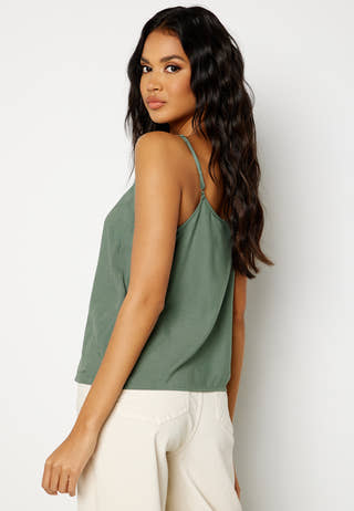 Vica Button Singlet