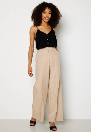 Vica Button Singlet