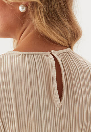 Vmaurora Ls Key Hole Top