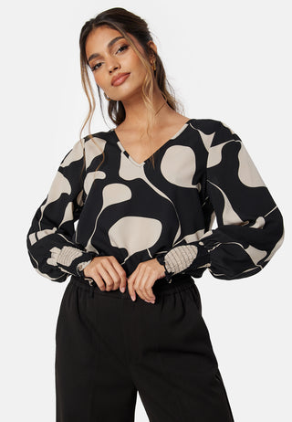 Vmlydia LS V-neck smock top