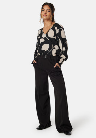 Vmlydia LS V-neck smock top