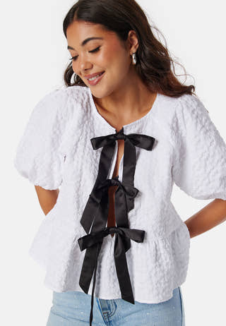 Vmofelia 2/4 Bow Detail Top