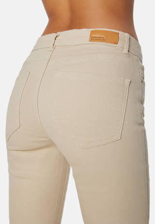 Vmwild Sheila Mid Rise Kick Flare
