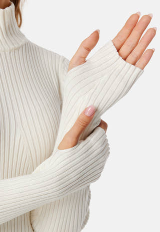Willow High-Neck Rib Long Blous