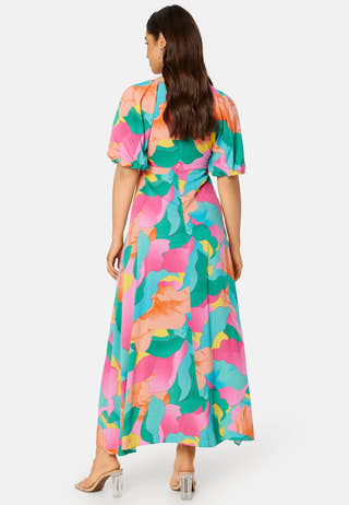 Besta V-Neck Maxi Dress