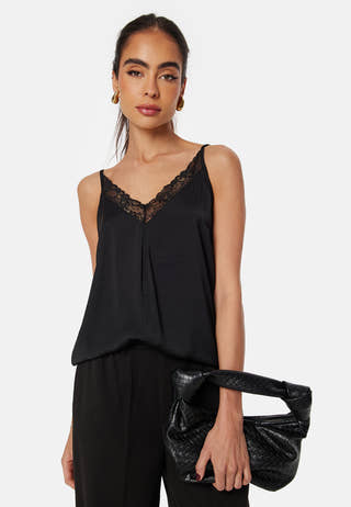 Cava V-Neck Lace Singlet