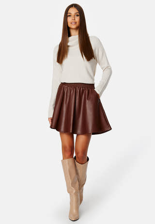 Dagmar RW Coated skater skirt