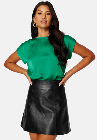 Viellette S/S Satin Top