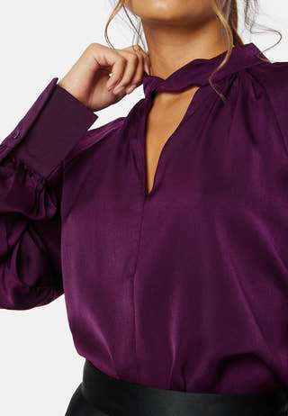 Elma Halterneck L/S Top