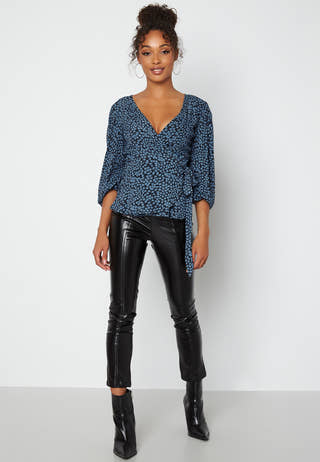 Kittie 3/4 Sleeve Wrap Top