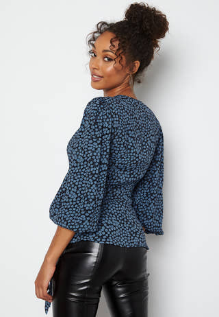 Kittie 3/4 Sleeve Wrap Top