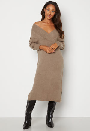 Madelia V-Neck L/S Knit Dress